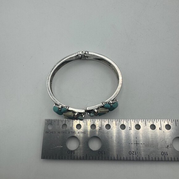 Vintage Turquoise & Silver Tone Hinged Bracelet With Rhinestone Accents - Picture 4 of 4